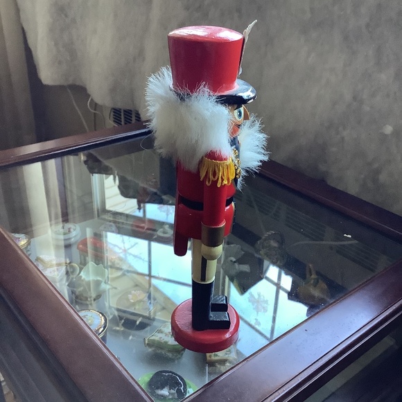 Wooden nutcracker - Picture 2 of 3